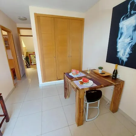 Adeje House, 1 Bedroom Wifi Free Hébergement de vacances